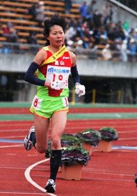 富山のアンカー山田選手DSC_2875